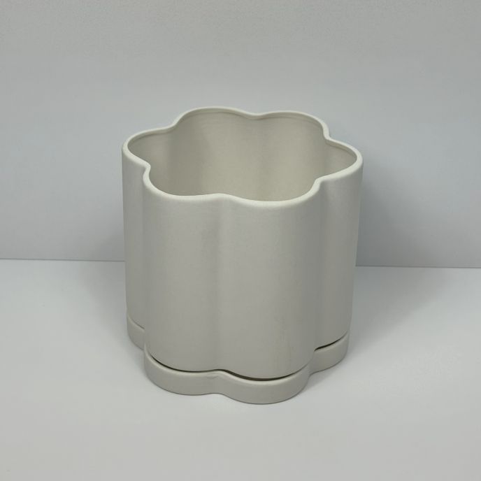 Daisy House Pot - White