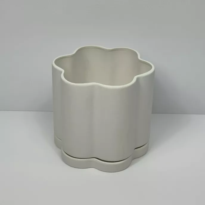 Daisy House Pot - White